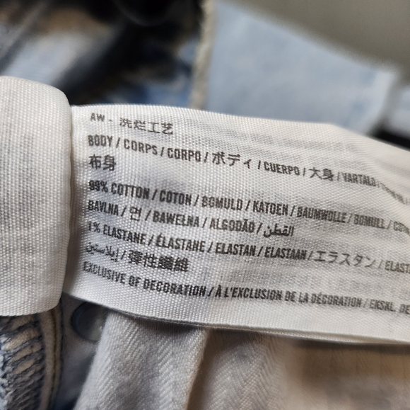 Abercrombie & Fitch '90s Straight Ultra High Rise Jeans - Blue - Picture 7 of 12